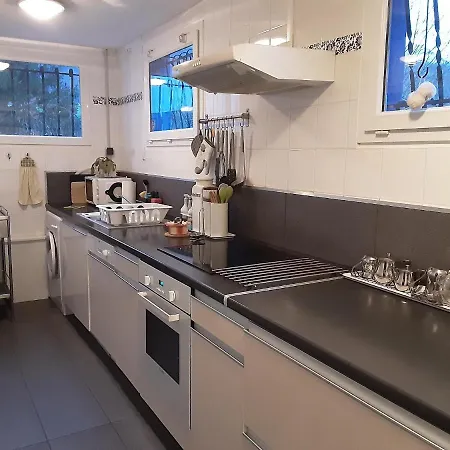 Asaliah بيت ضيافة *